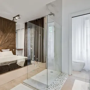 Artone Apartment