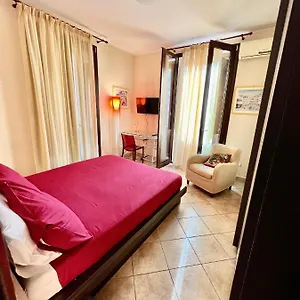  Apartment Duomo Shine Italy
