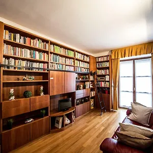 Airguest Crocetta Loft Apartment