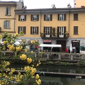  Apartment Lovelyloft - Alzaia Naviglio Italy