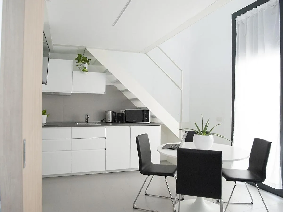 Brand New Apartments Ortiquattro Mailand 0*,