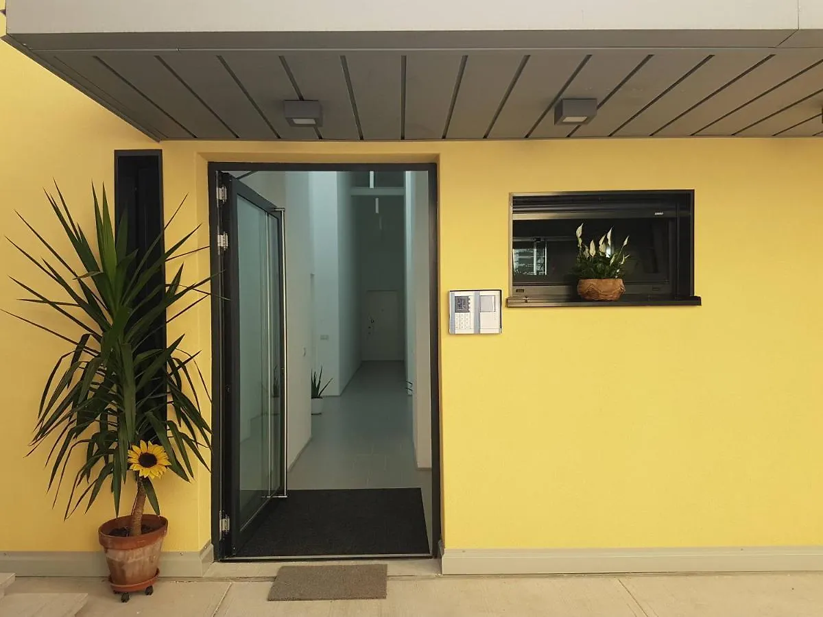 Brand New Apartments Ortiquattro Mailand Italien
